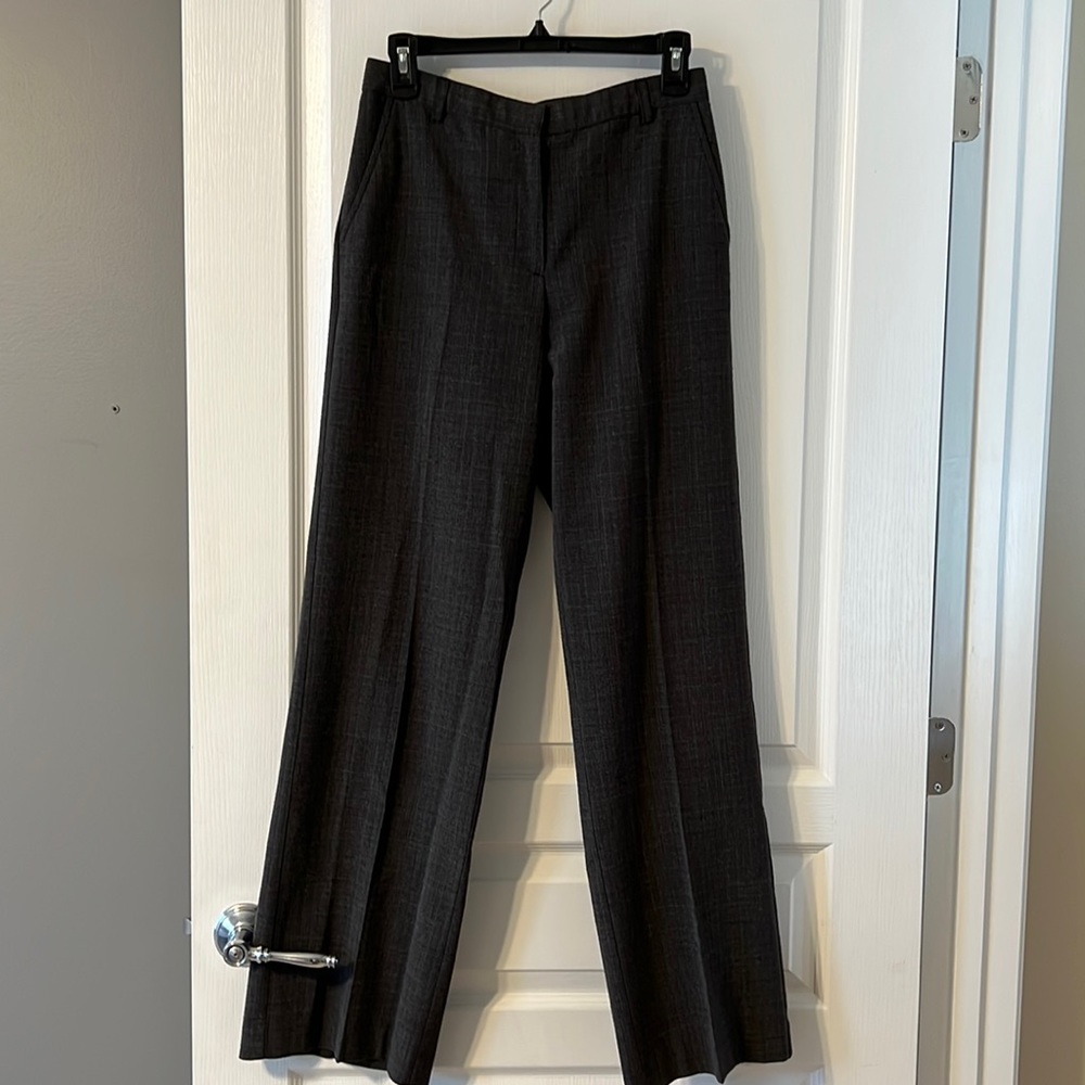 Ladies stretch trousers in charcoal tweed.